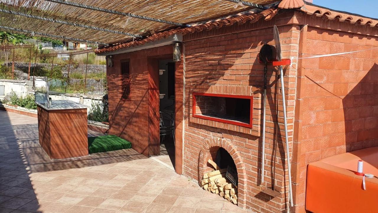 B&B Ioli Vesuvio Ercolano Exterior photo